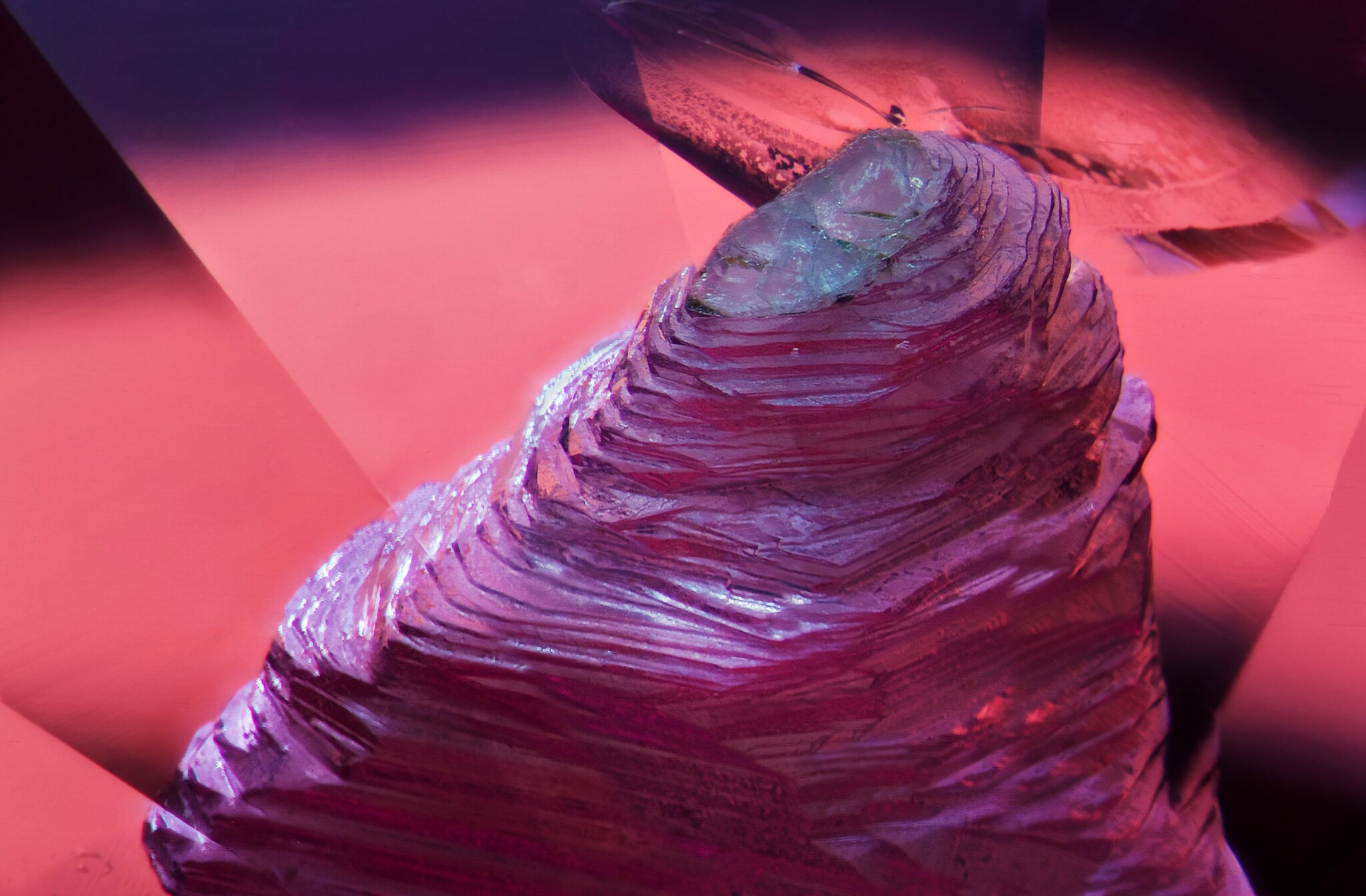 P04 - 'Sapphire Mountain' - Padparadscha sapphire (c) E. Billie Hughes - Lotus Gemology