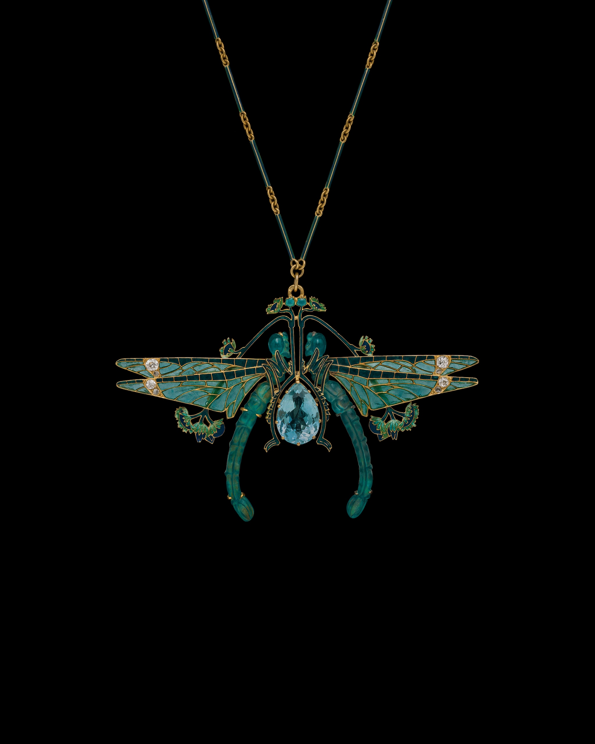 Through the eyes of a connoisseur - Dragonfly Pendant by René Lalique - ©Albion Art Jewellery Institute, Photo Tsuneharu Doi.jpg