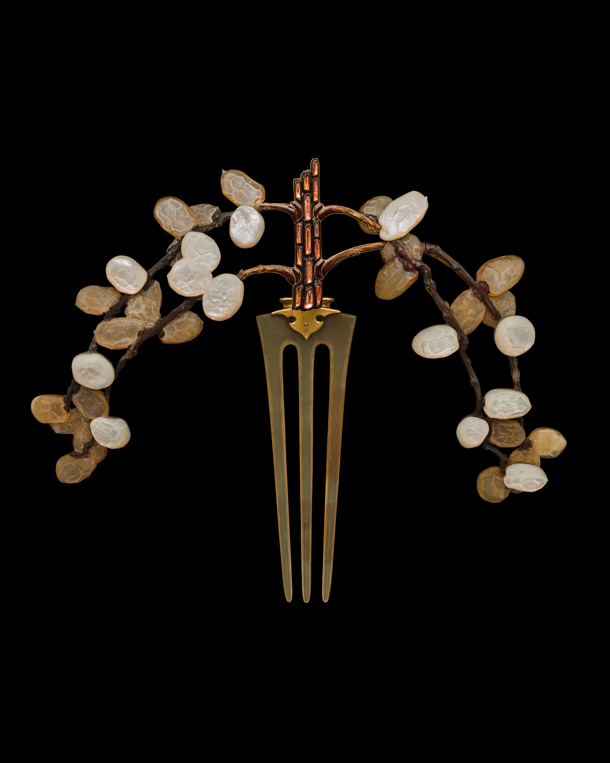 Through the eyes of a connoisseur - Two Coloured Willow Hair CombTiara by René Lalique - ©Albion Art Jewellery Institute, Photo Tsuneharu Doi