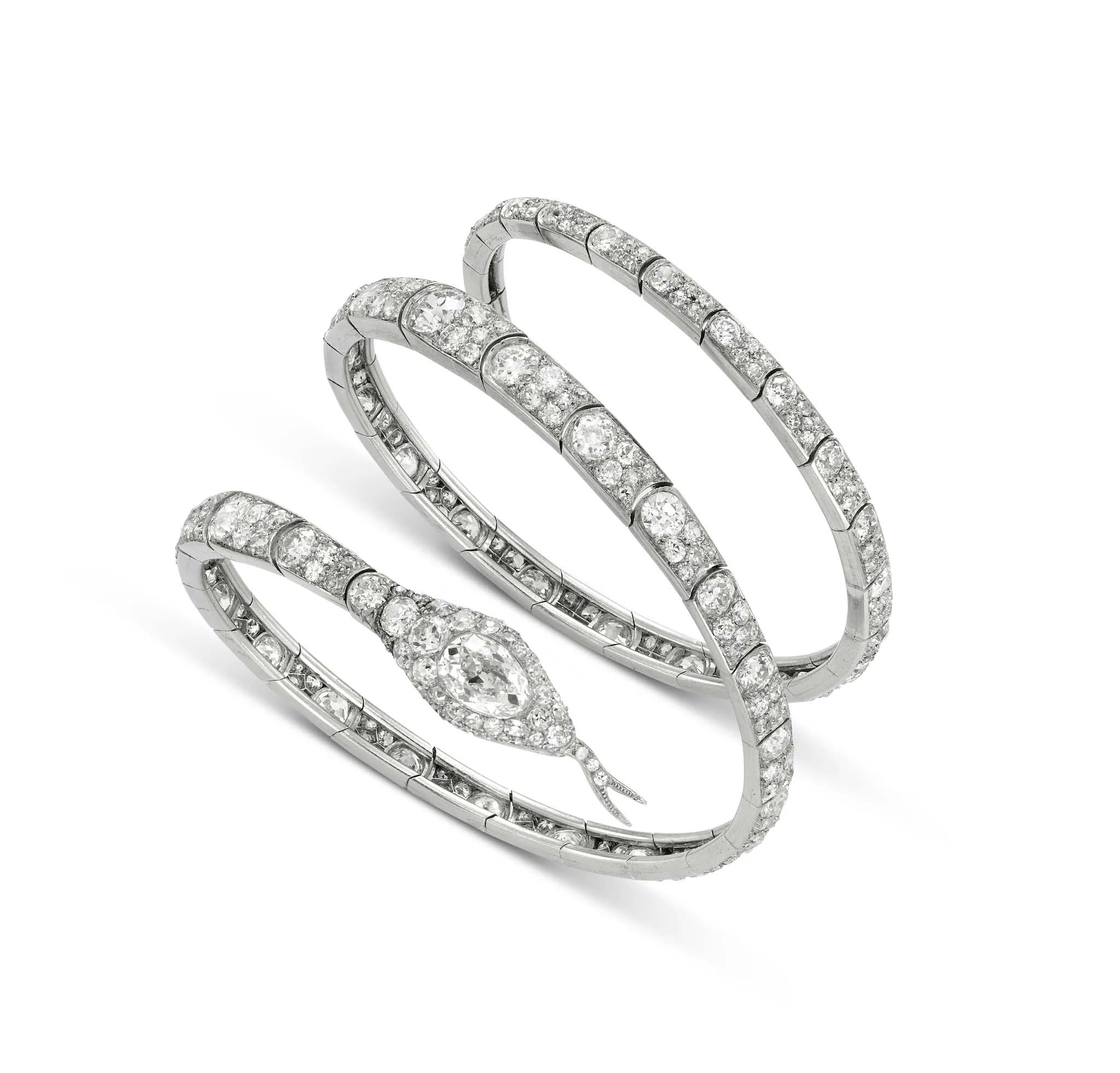 Bangle, Unsigned, Early 20th cent, Platinum, diamonds, Photo © Tony Falcone