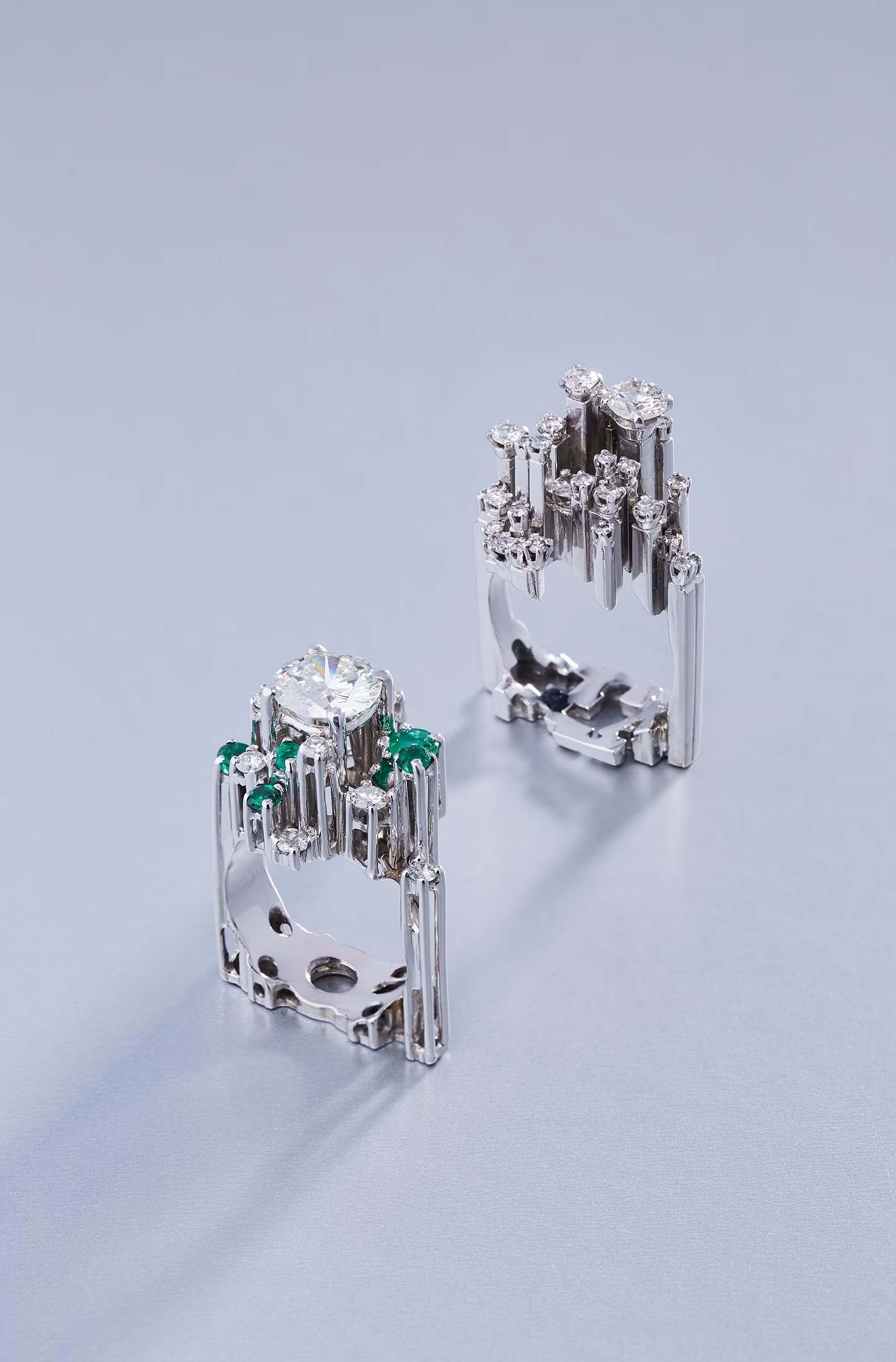 Jean Vendome, bague Cathédrale et bague Ve Avenue. Collections privées Photo Benjamin Chelly