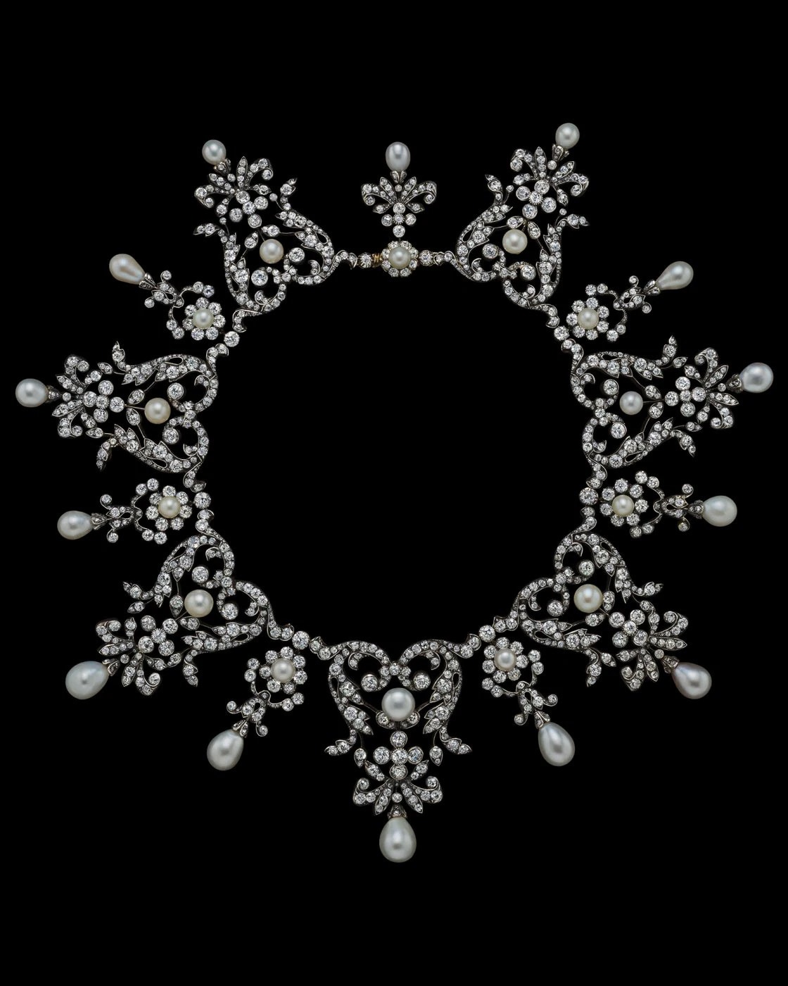 18. Demi-parure de lady Edith Amelia Glyn, Boucheron, 1896, Coll Privée © Albion Art Jewellery Institute