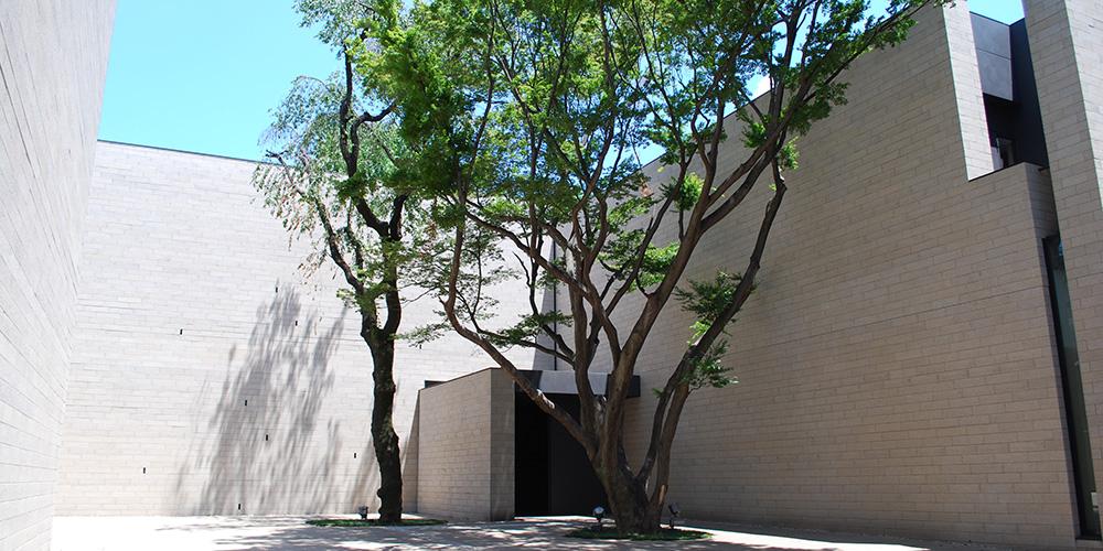 L’ÉCOLE in Tokyo