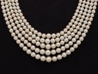 Necklace, c. 1910 Natural pearls, platinum