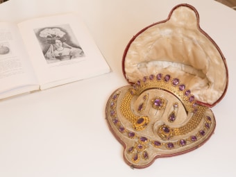 Une histoire de la joaillerie, de Louis XIV à l’Art Déco