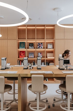 Gemology Room, L'ÉCOLE Asia Pacific, School of Jewelry Arts