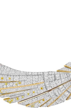 Sous les étoiles collection - Halley necklace and ring with interchangeable motifs. One pear-shaped Fancy Vivid Yellow diamond of 11.29 carats © Van Cleef & Arpels SA