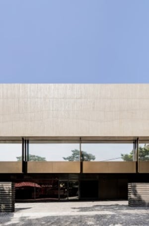 FUTURA SEOUL_vertical