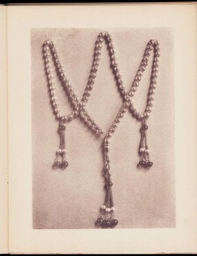 Catalog of pearls, gems, jewels and precious objets d’art all belonging to S.M. Sultan Abd-Ul-Hamid II, Paris, Georges Petit, 1911.