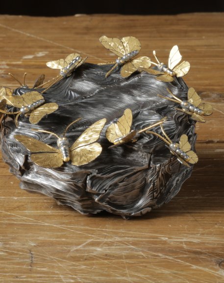 Cuffs and Necks Exhibition at L'École - photo Nathan Crooker (4)