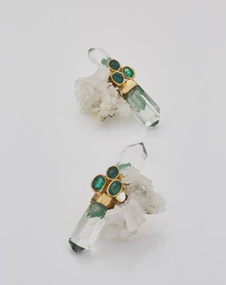 Jean Vendome, boucles d'oreilles. Collection privée. Photo Benjamin Chelly