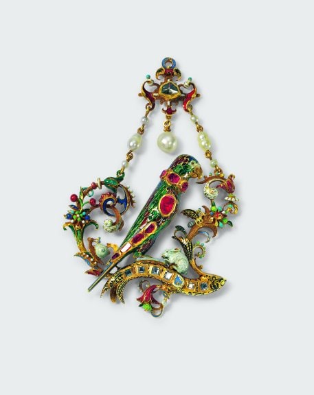 Parrot pendant in gold, enamel, diamonds, rubies… - Southern Germany, about 1560-1570 © Schmuckmuseum Pforzheim Photo Guenther Meyer