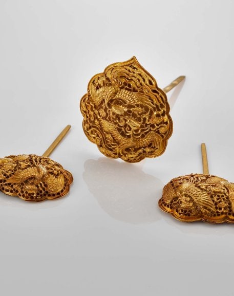 A set of three gold hairpins with phoenix designs, 14th to 17th century, Courtesy of the Mengdiexuan Collection. Photo Picspark Co