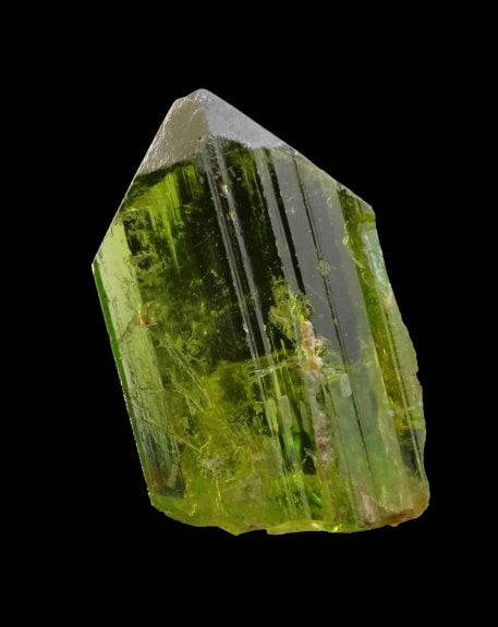 Peridot – from Saint John’s island, Red Sea, Egypt (ENSMP 6352). Photo Eloïse Gaillou © Collection of the Paris School of Mines Mineralogy Museum