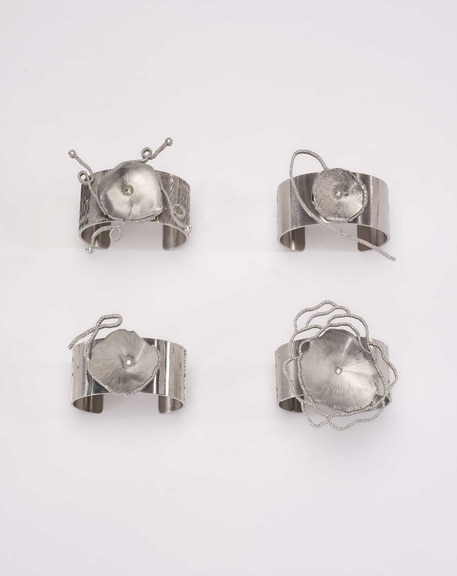 Daniel Brush Poppy Cuffs, 2010 Stainless steel and diamonds Photo: L'ÉCOLE, School of Jewelry Arts - B. Chelly