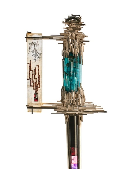 Jean Vendome, épée de Roger Caillois, 1971. Lyon, Musée des Confluences - Photo Benjamin Chelly (3).jpg