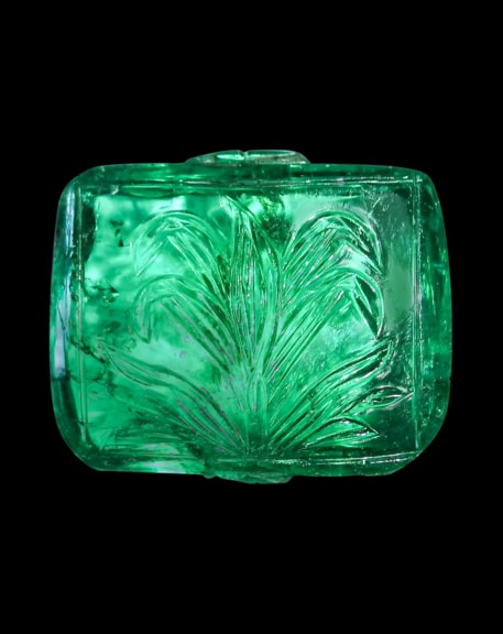 Mughal engraved emerald, Probably 18th Century, Faerber Collection © Faerber Collection  Charlotte Straumann Hanson