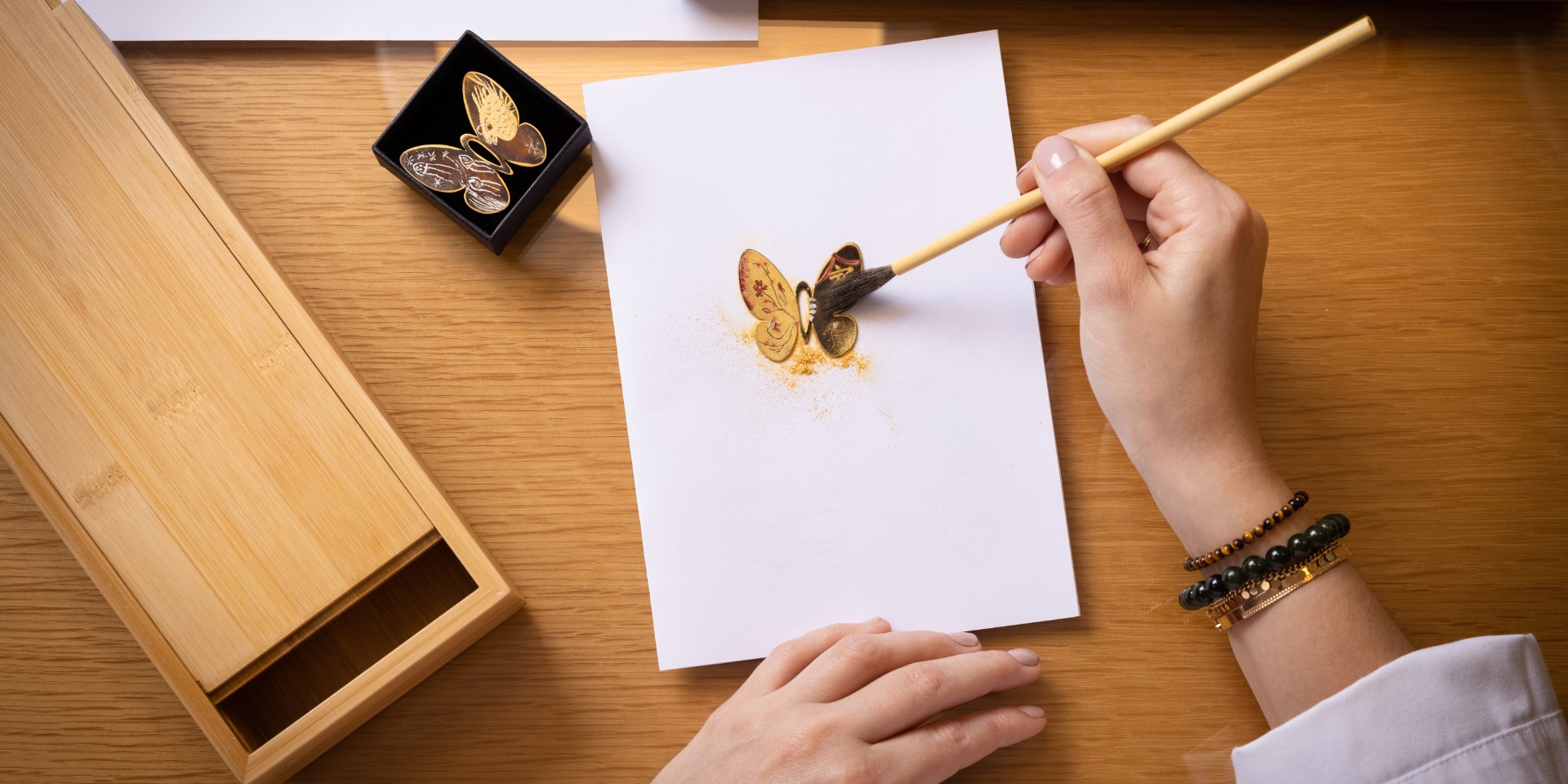 L'ÉCOLE Asia Pacific -From French Jewels to Japanese Lacquer