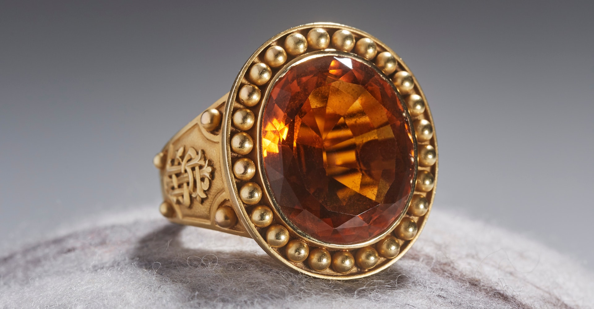 Mellerio dits Meller, Jeweler to the Clergy and Royalty