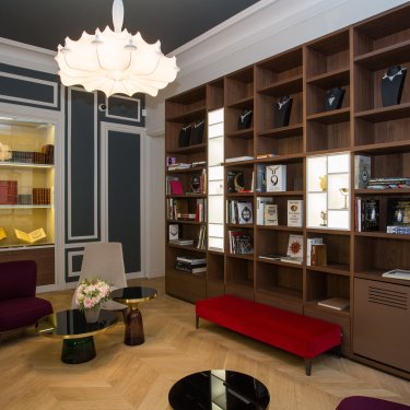 L'ÉCOLE - Library 11