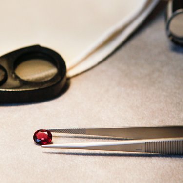 L'ECOLE School of Jewelry Arts presentation.jpg
