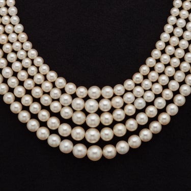 Necklace, c. 1910 Natural pearls, platinum