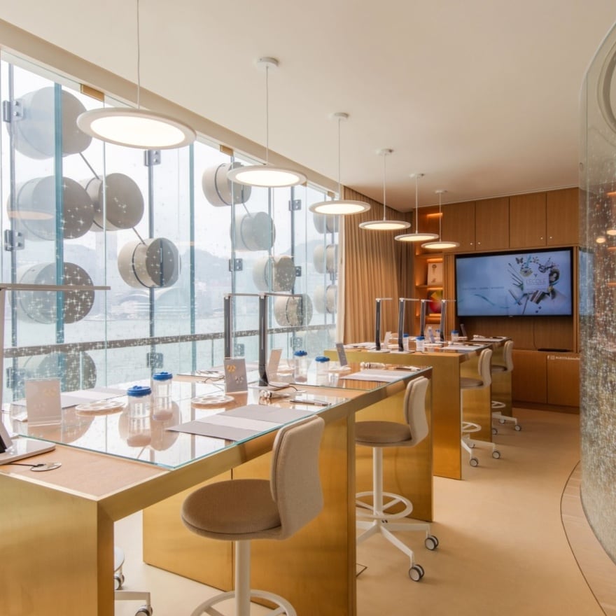 1© L’ÉCOLE Asia Pacific, School of Jewelry Arts