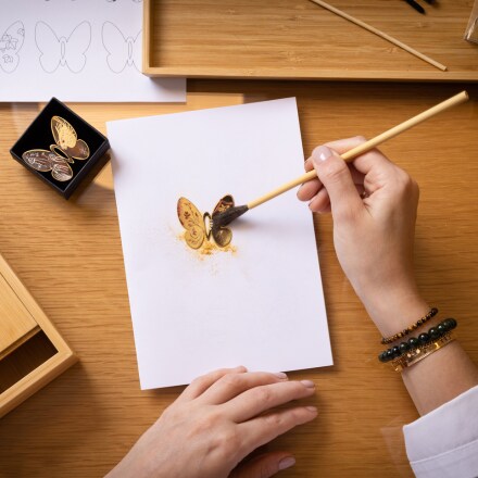 L'ÉCOLE Asia Pacific -From French Jewels to Japanese Lacquer