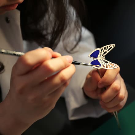 L'ÉCOLE - Jewelry and Grand feu enamelling
