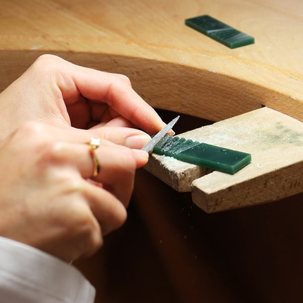 L'ÉCOLE, School of Jewelry Arts' savoir-faire course