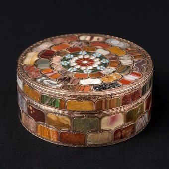 image_neuber_johann-christian_boite_j_530_1046105.jpg