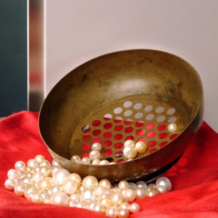 Pealrs from Bahrain.PNG