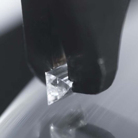 Ensemble d’ornements pour cheveux, Argent doré, gemmes, Dynastie Qing, coll Mengdiexuan, photo Picspark Co 