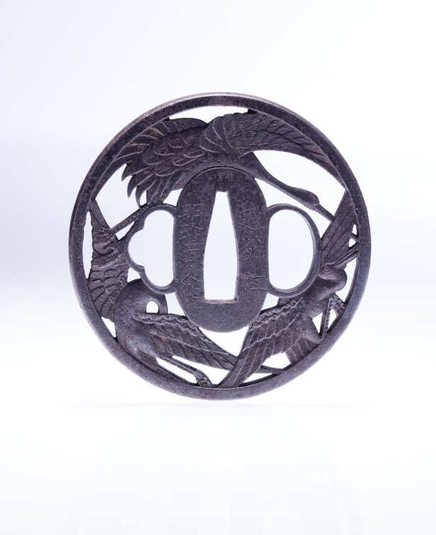 Tsuba, made by Yoshihisa, Collection L'ÉCOLE, School of Jewelry Arts, Photo Benjamin Chelly (3)