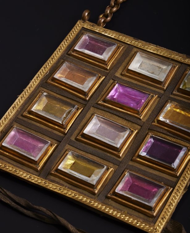 81 - Pectoral de Mounet-Sully © Coll. Comédie-Française – Photo L’École Van Cleef & Arpels – Benjamin Chelly (3).jpg