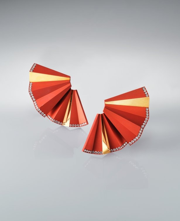 Aluminum ear clips by JAR. An Eye For Beauty, Illuminata Jewelry Collection Exhibition, L'ECOLE, School of Jewelry Arts, K11 MUSEA, Hong Kong