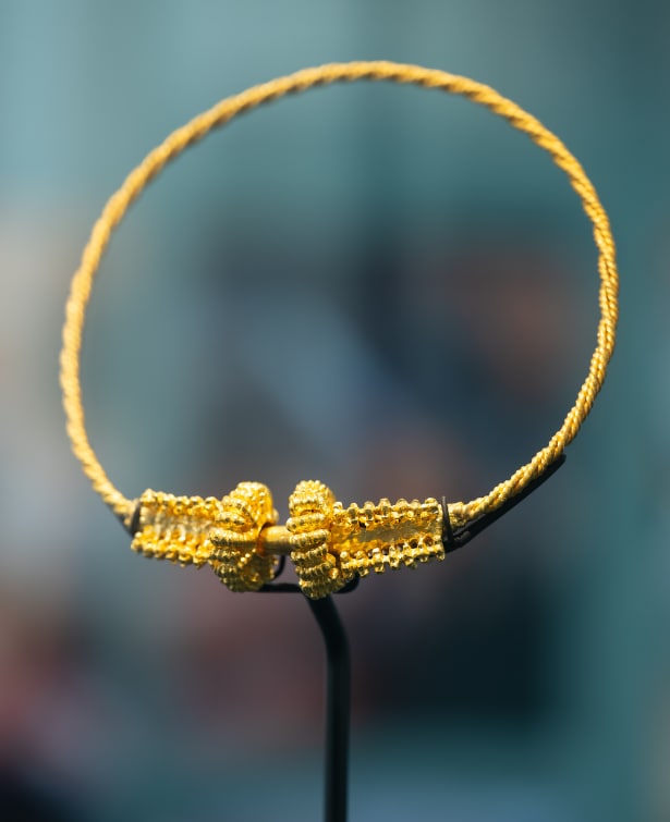 Exposition « Le geste retrouvé : reconstitution du torque celte de Montans »