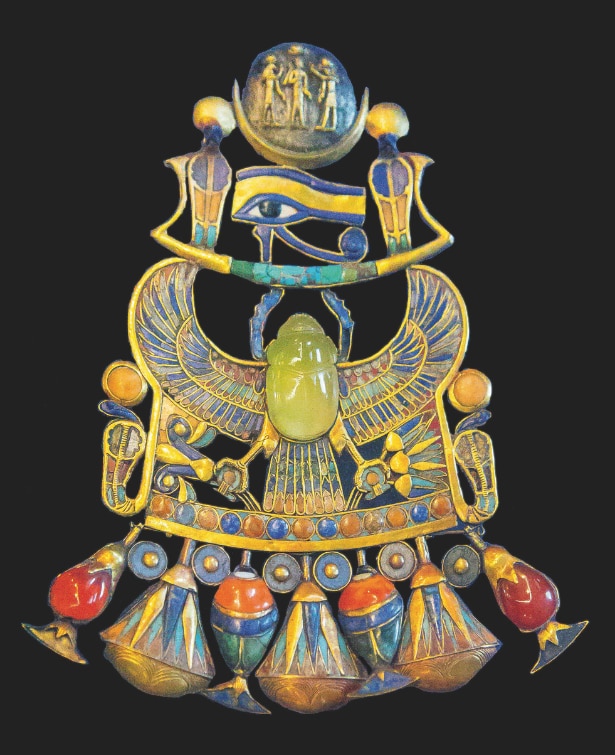 Tutankhamun's Pectoral with a Libian glass scarab, Egyptian Museum of Cairo.​