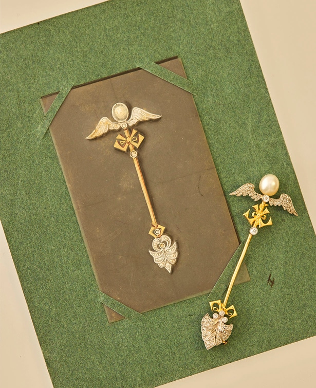 History Jewelry Design 