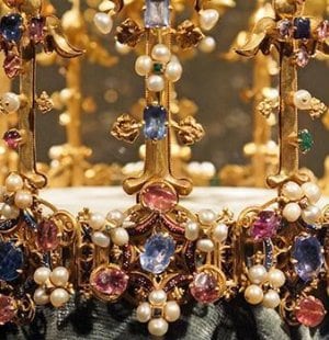 Crown_of_Princess_Blanche_Resized_Compressé.jpg