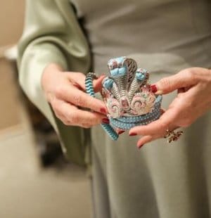 Entering-Van-Cleef-Arpels-universe-course (2)_0.jpg