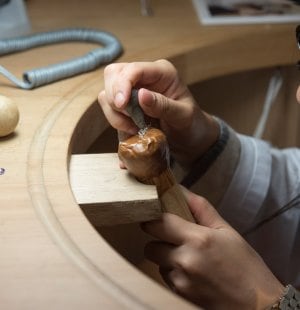 L'ÉCOLE - From the wax project to the setting techniques 8.jpg