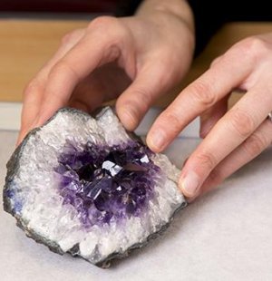 L'ECOLE - Discover the gemstones 60_CompressÇ.jpg