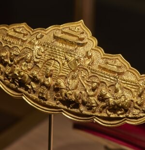 Exposition Ors et Trésors, L'École des Arts Joailliers. Photo Benjamin Chelly (93).jpg