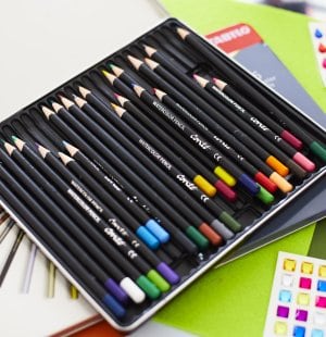 L’ÉCOLE Crowns and Swords ©florinecasimir (4).jpg