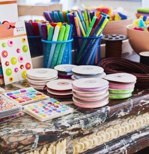 L’ÉCOLE Crowns and Swords ©florinecasimir (9).jpg