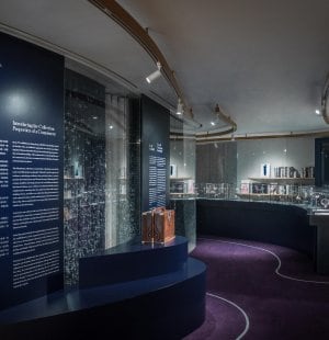 Scenography, An Eye for Beauty, the Illuminata Jewelry Exhibition, L‘ECOLE School of Jewelry Arts, K11 MUSEA in Hong Kong