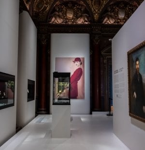 Exhibition “Paris, City of Pearls”, Photo Dylan Dubois