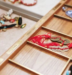 L'ÉCOLE - Amulets & precious symbols 2