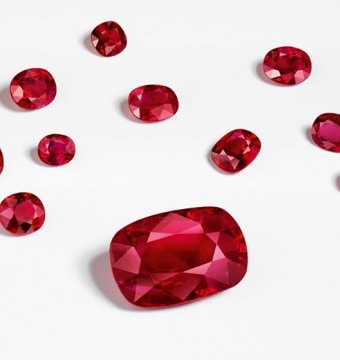Ruby from Mogok, Collection Van Cleef & Arpels © Van Cleef & Arpels Ruby from Mogok, Collection Van Cleef & Arpels © Van Cleef & Arpels